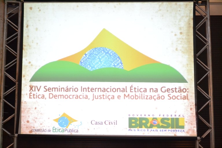 Fotos do XIV SEMINÁRIO INTERNACIONAL ÉTICA NA GESTÃO - 2013 Fotos do XIV SEMINÁRIO INTERNACIONAL ÉTICA NA GESTÃO - 2013
