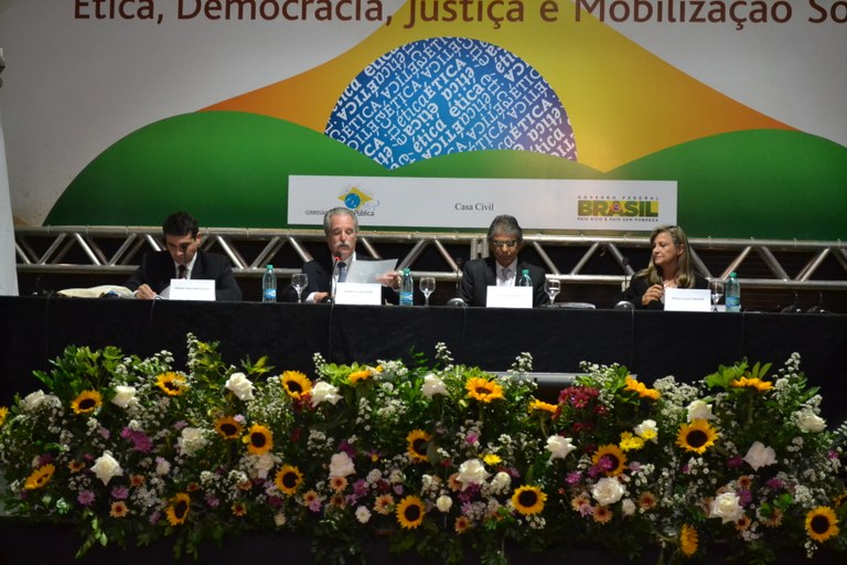 Fotos do XIV Seminário Internacional Ética na Gestão - 2013 Fotos do XIV Seminário Internacional Ética na Gestão - 2013