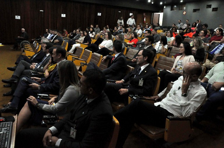 Foto da Palestra digital - um DSC_0020.jpg Foto da Palestra digital - um DSC_0020.jpg