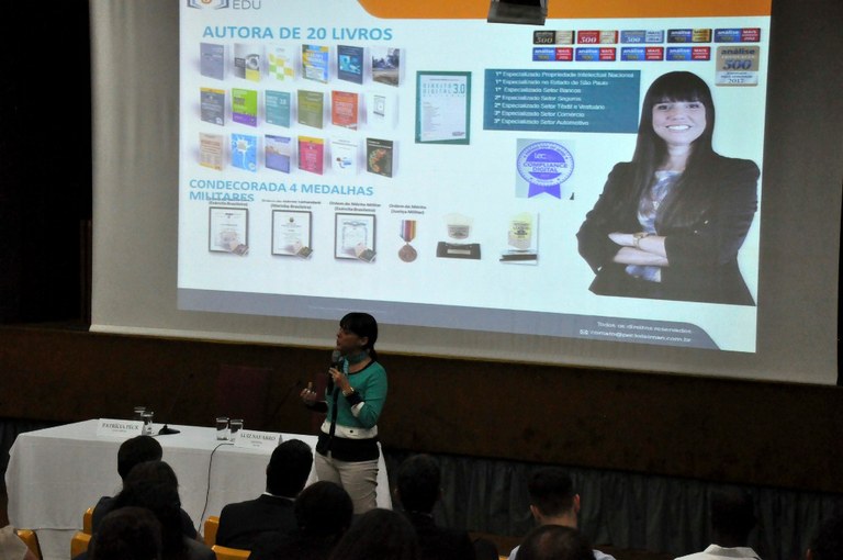 Foto palestra digital - dois DSC_0025.jpg Foto palestra digital - dois DSC_0025.jpg