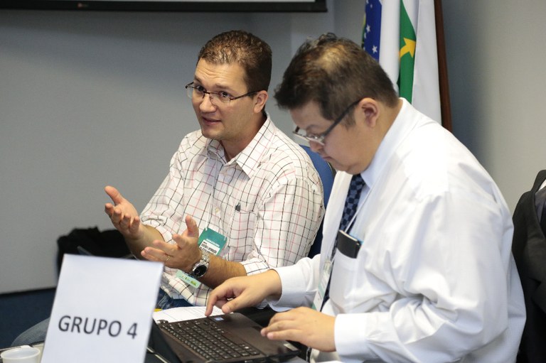 Atividade em grupo (8).JPG Atividade em grupo (8).JPG