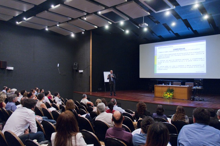 130_2016.10.19_Curso de Gestao_Fabio Caffe 1011.jpg