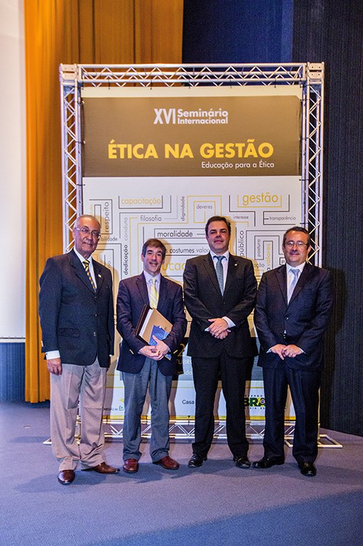 Foto do San Rogê 0618 copiar.jpg