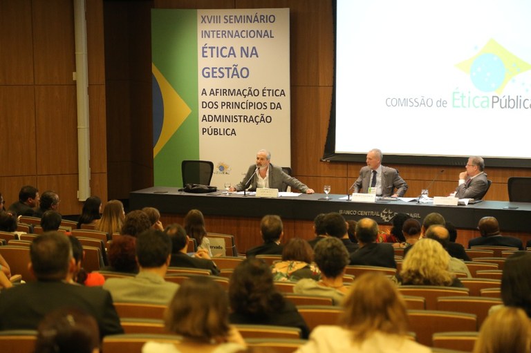 Seminário Internacional